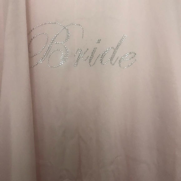 Pink BRIDE silky robe - Picture 2 of 3